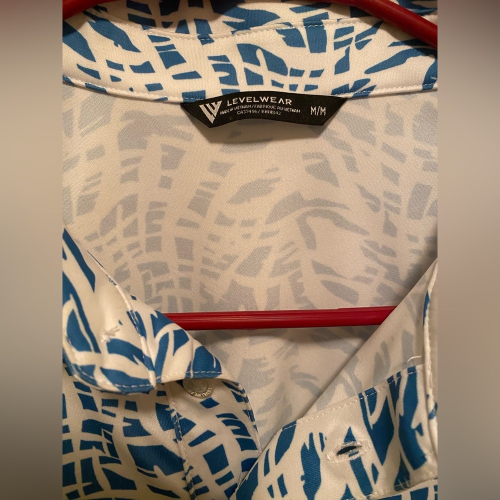 LevelWear Men's Blue Patterned Shirt.‎ Size medium. Good condition - Picture 6 of 6